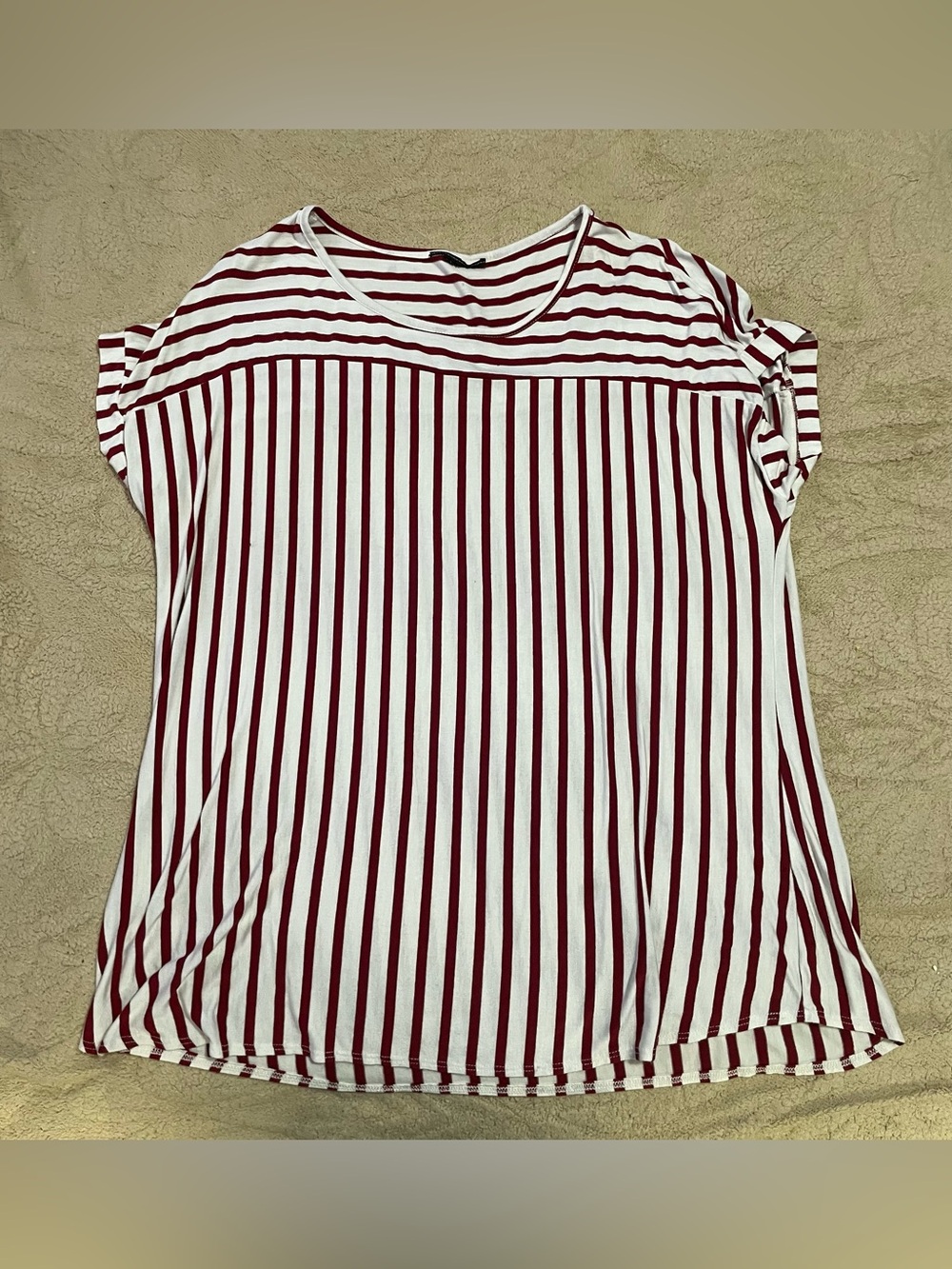 Women’s Short Sleeve Striped Tee - White & Burgundy